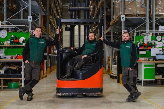 Operator logistyki produkcyjnej, 1. Zdjęcie